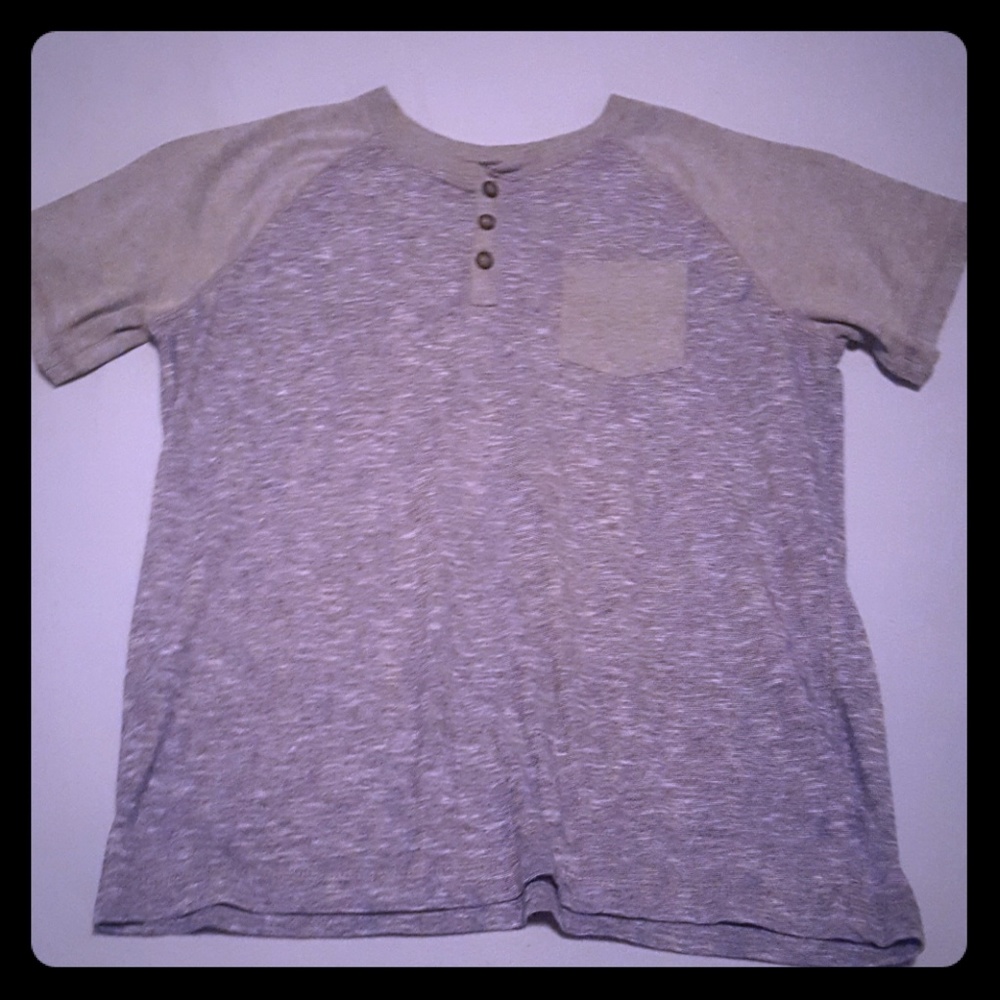 I am selling my shirt only wore once or twice